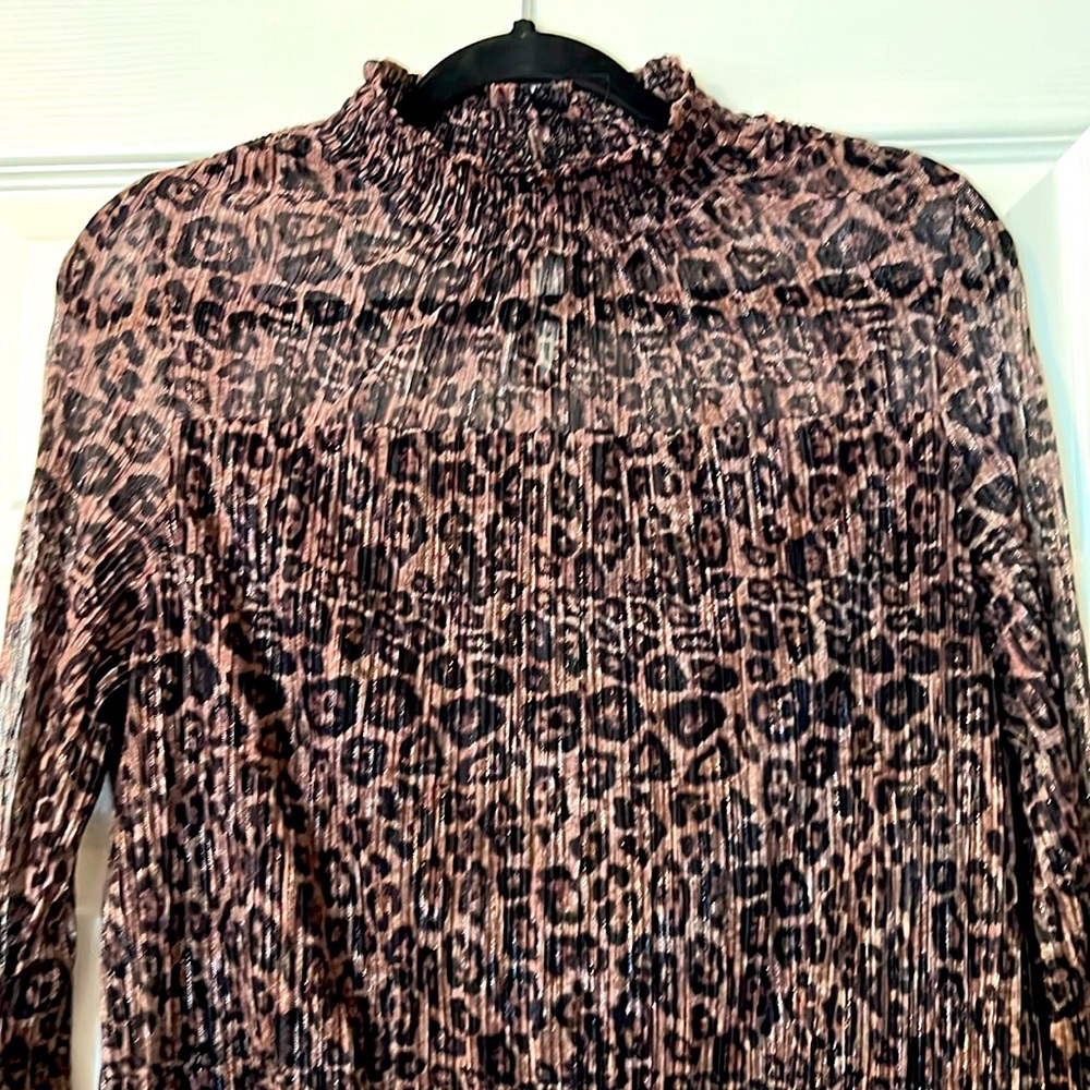ADRIANNA PAPELL Sheer Leopard Print Blouse - Sz -L